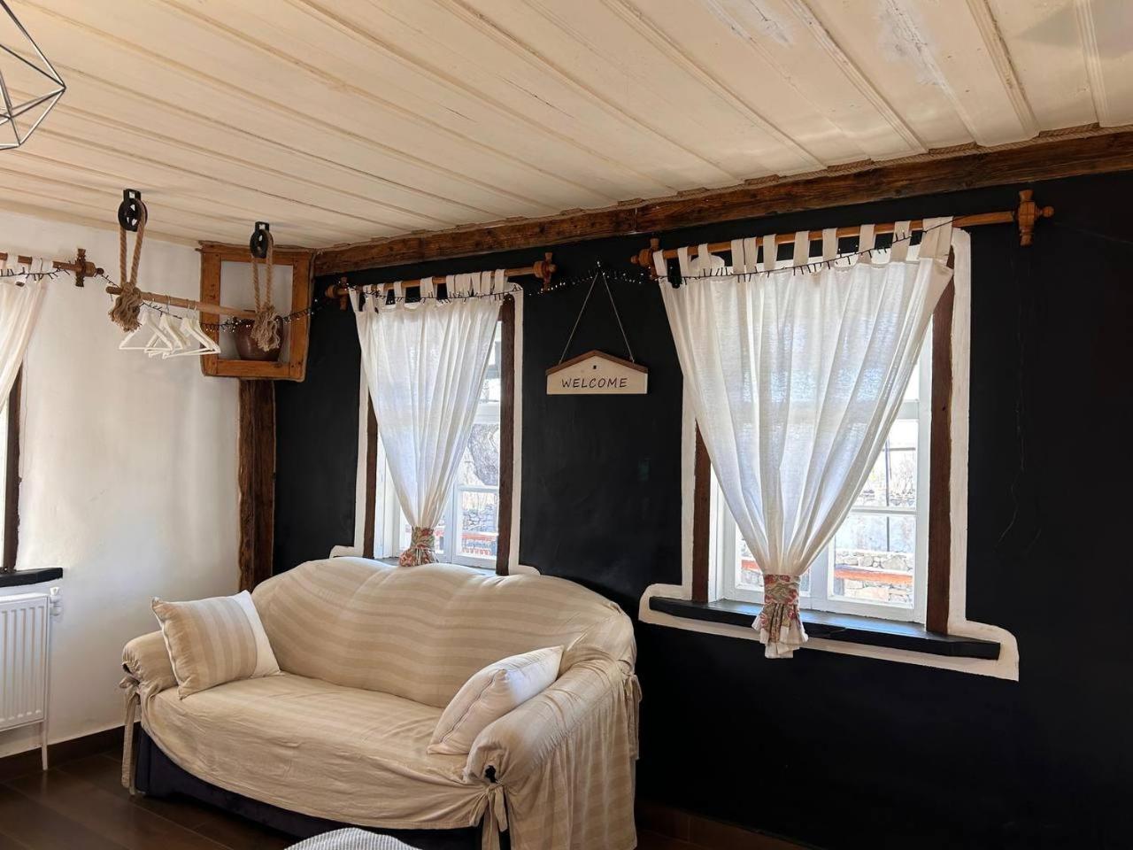 Hnameni Bovadzor Lodge Eksteriør bilde